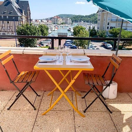 Ferienwohnung Duplex 2 Pieces Port Cabourg - 2 A 4 Personnes - Terrasse - Vue Port - Exclusif Book Ing Dives-sur-Mer Exterior foto